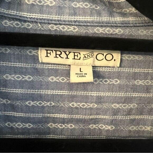 Frye And Co Shirt Men’s Aztec Triple Sunset Stripe Pocket Button Up Size Lg Blue - Picture 4 of 7